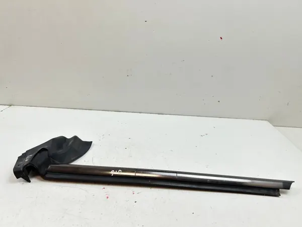 Mercedes-Benz sidorutslist OEM A2306700238 image 5