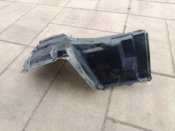 Nedre motorhuvud höger sida Toyota Yaris III OEM 514410D230 image 6