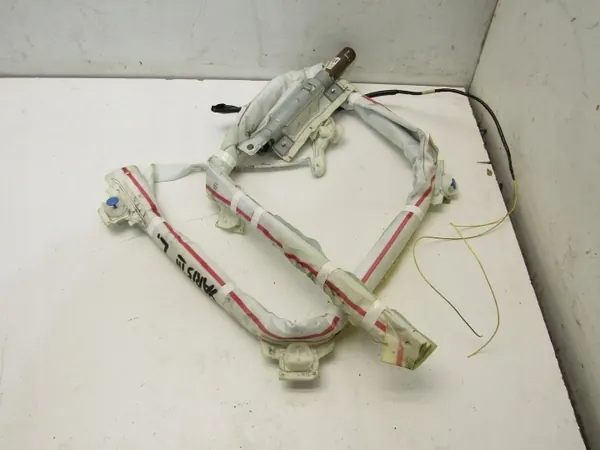 Toyota Yaris III linker gordijn OEM kurtyna yaris III image 2