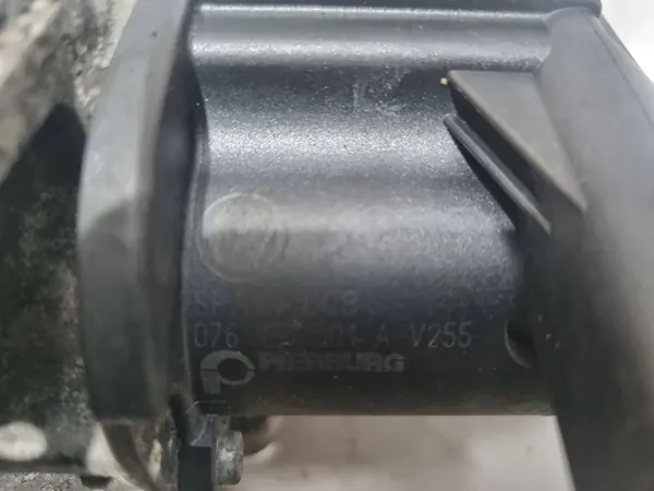 EGR-venttiili VW Touareg 7L FL 2.5 TDI OEM 076131501A image 3