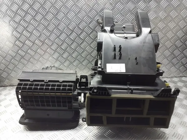 Calefactor con carcasa OEM 25020133 para Opel Astra J image 2