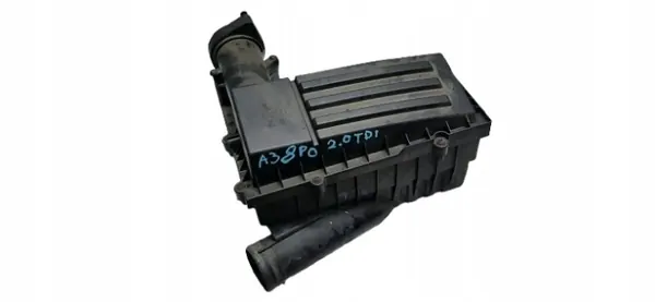Audi A3 8P 2.0 TDI Ilmansuodinkotelo OEM 1K0129607P image 2