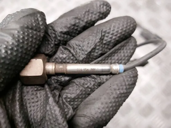 Sensor Lambda + Sensor de Escape VW Golf V 1.4 FSI image 2