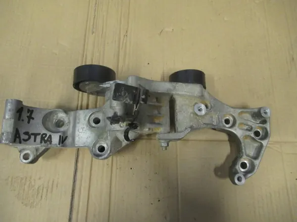 Opel Astra IV rolvangst OEM 55565570 - Gebruikt image 2
