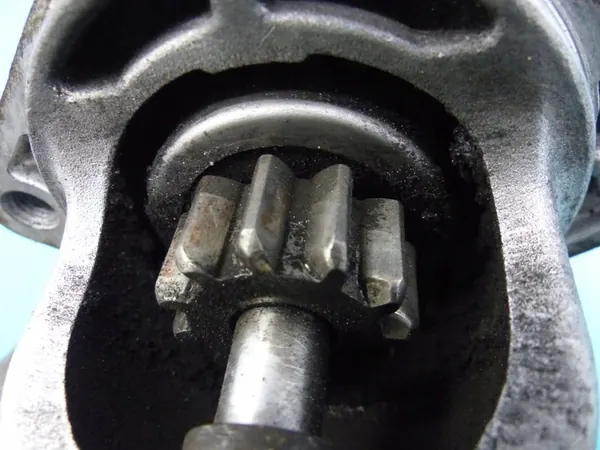 Motor de arranque Kia Sportage III 10-15 2.0 CRDI image 3