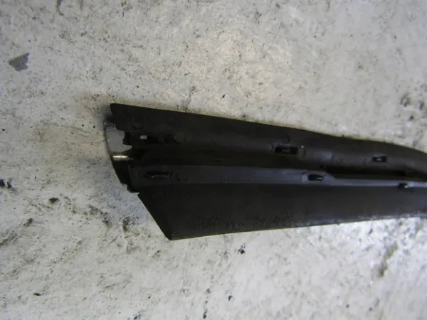 Mazda 3 Garniture Vitre Arrière Gauche OEM BHP2RRL3 image 6
