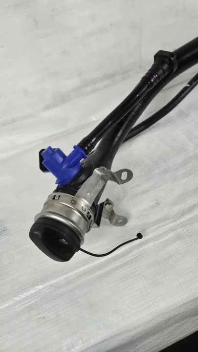 BMW X3 G45 Kraftstoff-Einfüllstutzen OEM 5A37B79 image 6