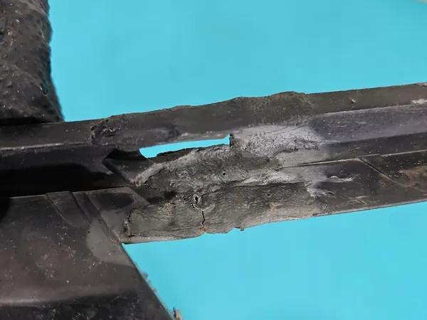 Framstötstång Höger Mercedes W212 A2128853865 image 4