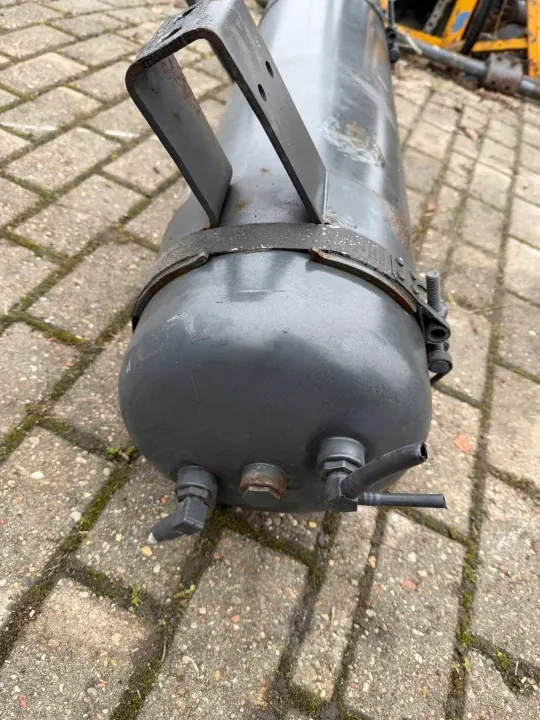 Luchttank 50L OEM A0064324801 Mercedes Actros image 3
