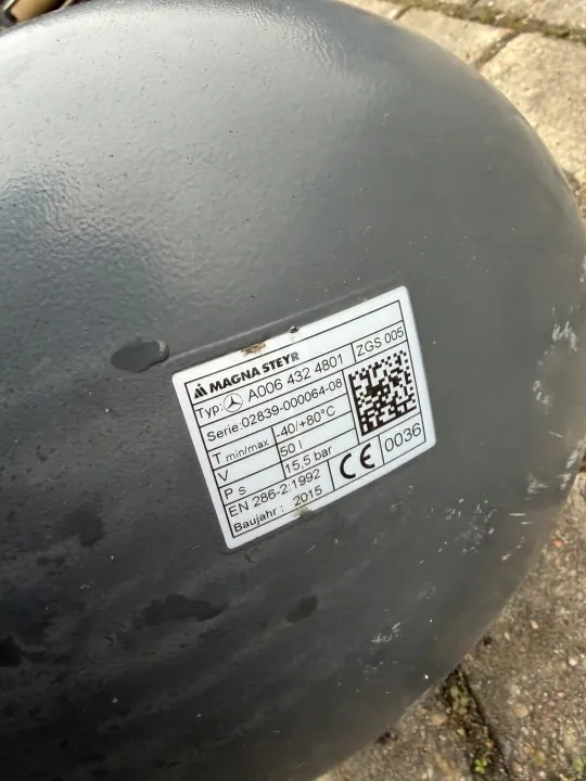 Luchttank 50L OEM A0064324801 Mercedes Actros image 4