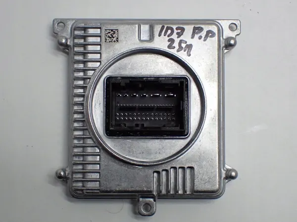 LED-moduleconverter VW ID.7 992941592AG image 3