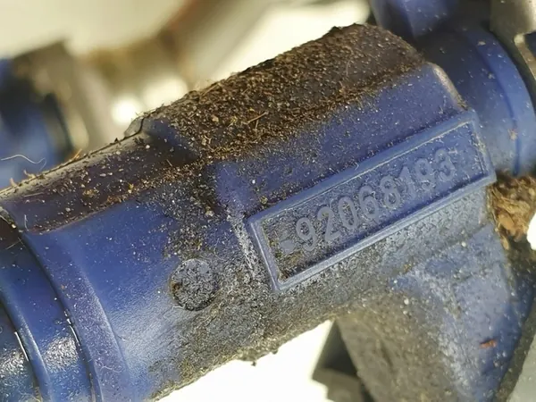 Bränsleinsprutningsrör Chevrolet Captiva 07r 3.2 V6 image 2