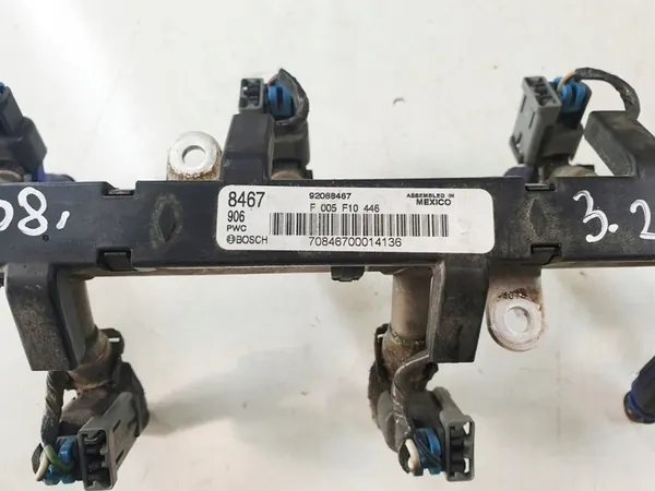 Bränsleinsprutningsrör Chevrolet Captiva 07r 3.2 V6 image 5