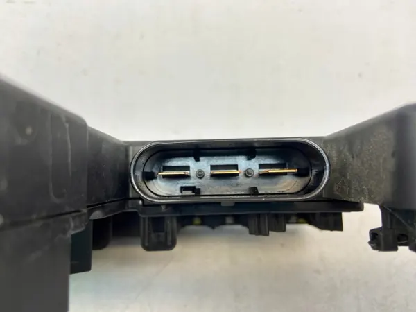 Pyroteknisk klämma OEM A2075402550 för Mercedes C-Klass image 3
