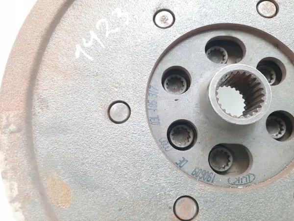 Volante 2010 Audi A6 S6 C6 03L105317 image 3