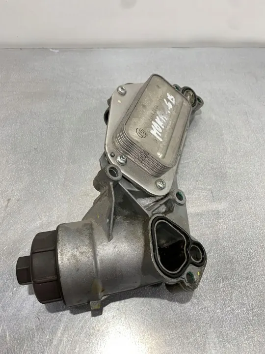 Base de filtre à huile Opel Mokka OEM FBZ19621 image 4