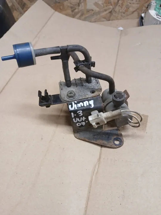 Válvulas de transmisión Jimny III OEM 1.3 07r - Usado image 6