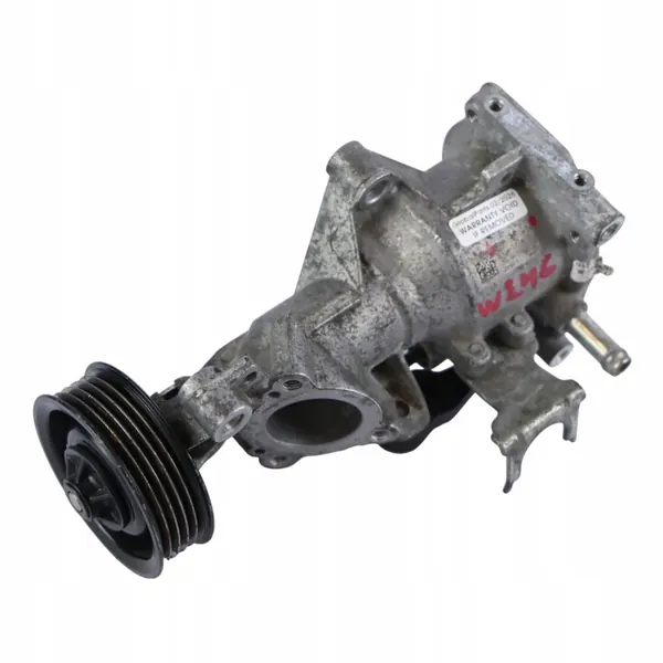 Mercedes vattenpump OEM A2702000000 - Begagnad image 2