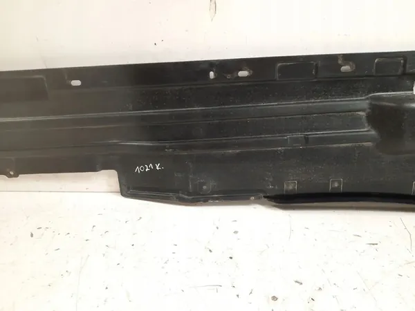 2004 BMW X5 E53 Sidokåpa 51718402437 image 8