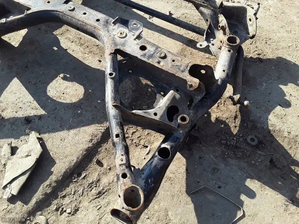 BMW Hulpframe OEM AM-487149 - Gebruikt image 7