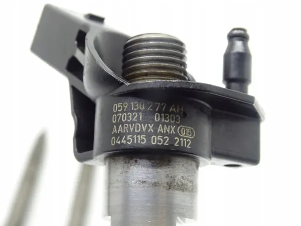 Iniettore carburante Audi A7 Q7 3.0 TDI 057130277AH image 8
