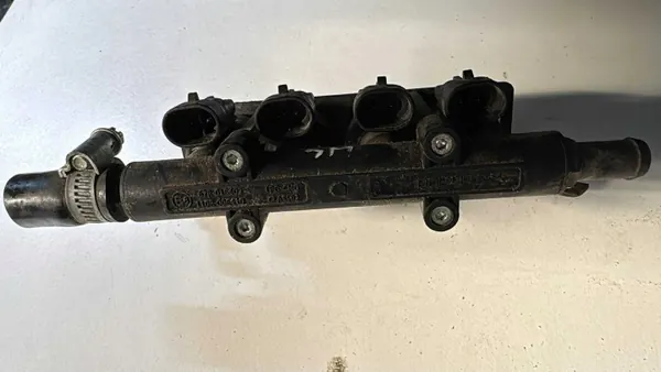 LPG-insprutningsräl OEM 67R-016409 110R-006410 image 4