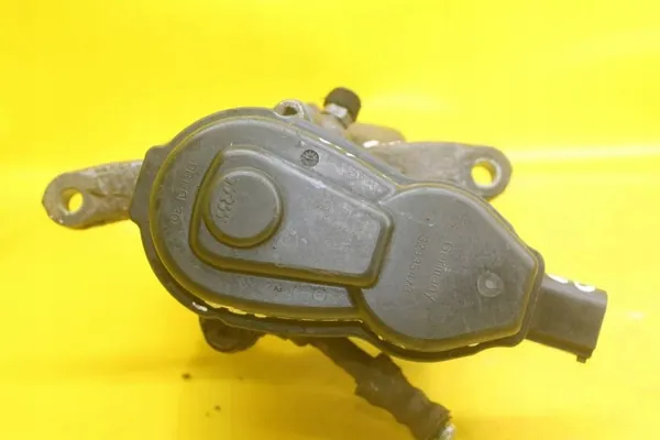 Étrier de frein droit arrière OEM 6443/A 2372 Audi image 9