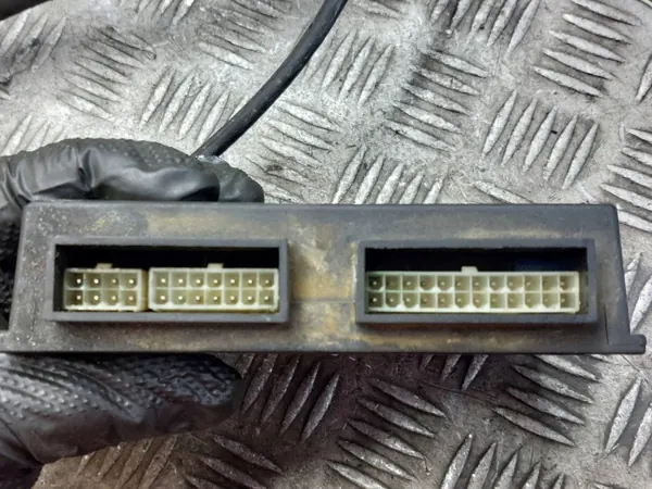 Kit LPG Stag OEM 67R-013912 - Estado usado image 3