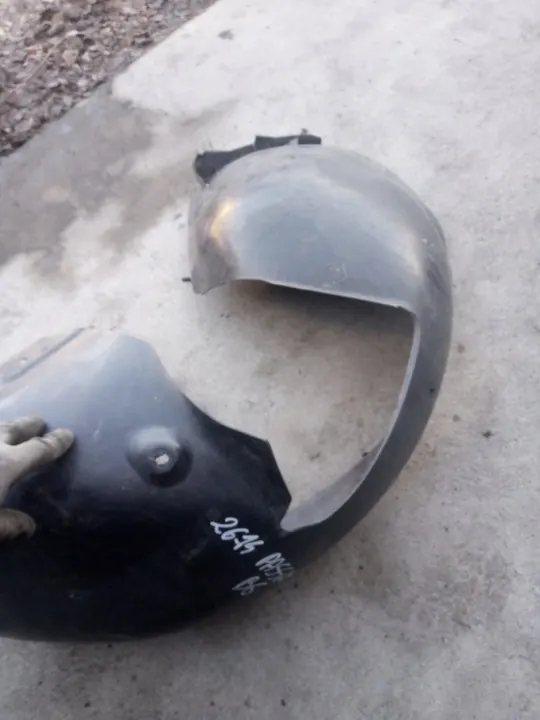 Volkswagen OE 3C0805977 Para-lama usado image 7