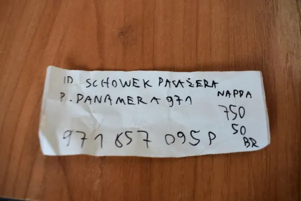 Porsche Panamera 971 passagerarhandskfack OEM 971857095P image 6