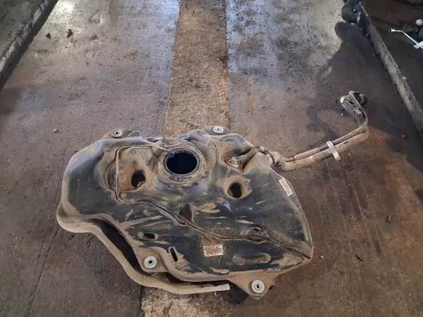 Tanque combustível Toyota CHR OEM chr zbiornik paliwa image 2