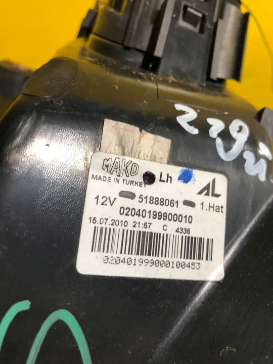 Luz trasera izquierda Fiat Punto Evo OE 51888061 image 2