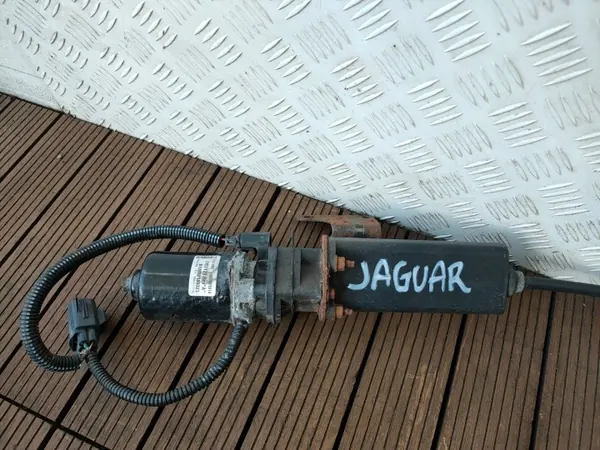 Jaguar XF Käsijarrumoottori OEM 7151120 - 3.0 D Diesel image 3
