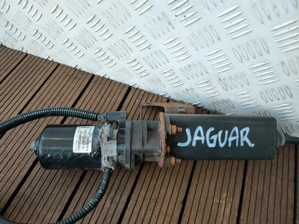 Jaguar XF Käsijarrumoottori OEM 7151120 - 3.0 D Diesel image 4