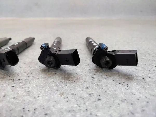 Bränsleinsprutare A6540700087 Mercedes 3.0 CDI W222 image 6