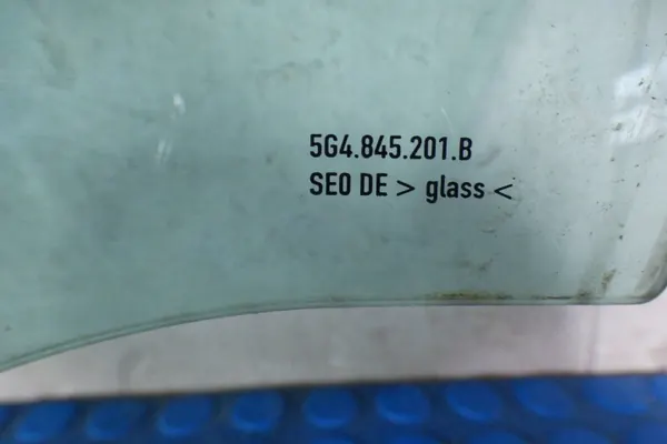Vidro porta dianteira esquerda Golf VII VW OEM 5G4845201B image 3