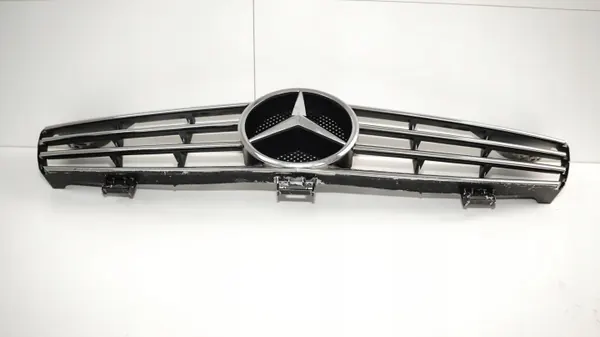 Rejilla de parachoques OEM 360156886 Mercedes CLS W219 image 4