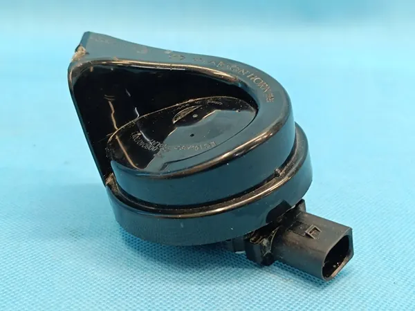 VW GOLF 8 VARIANT LIFT 1.5 TSI 110KW 2024 Buzina image 6