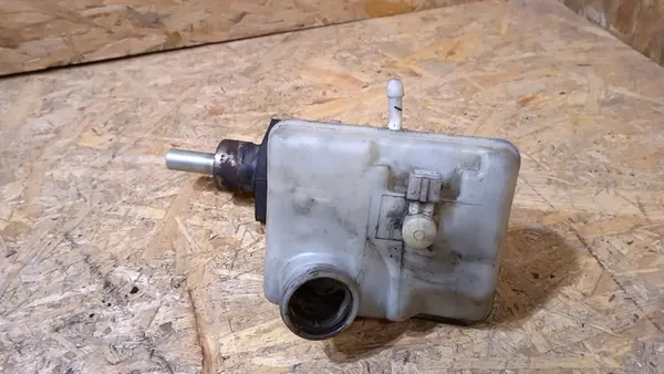 REMHULP CYLINDER MERCEDES SPRINTER image 2