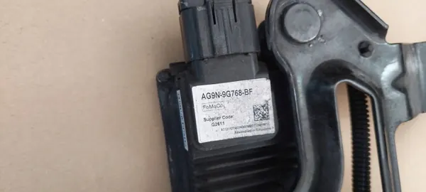 Support radar OEM AG9N-9G768-BF pour Volvo V60 S60 XC60 image 3