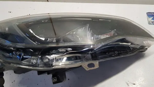 Oikea etuvalaisin Opel Astra J Lift LED image 4