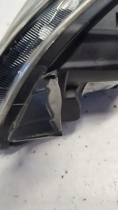 Oikea etuvalaisin Opel Astra J Lift LED image 8