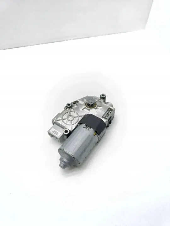OEM 8V3959591 Schiebedachmotor für VW Golf VII 2014 image 2