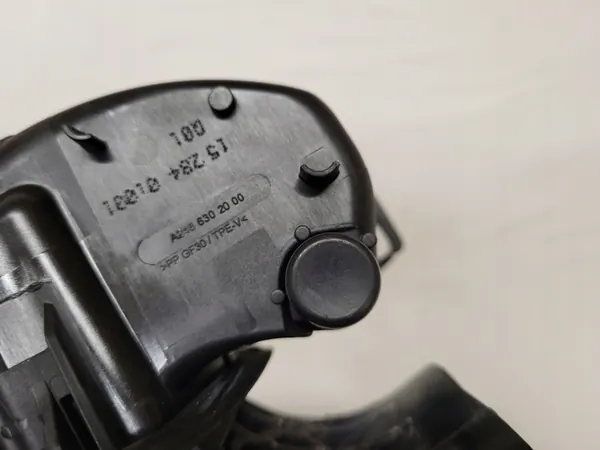 Entrée de carburant OEM A2465840017 Mercedes Classe B image 6