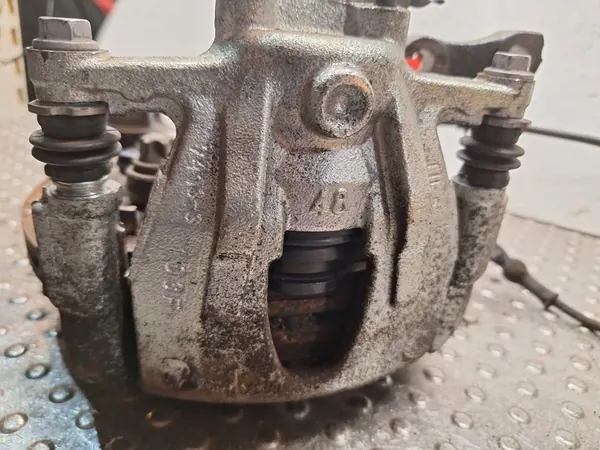 Mozzo sterzo anteriore sinistro Opel Corsa C 13154317 image 3