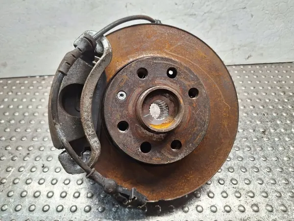 Mozzo sterzo anteriore sinistro Opel Corsa C 13154317 image 4