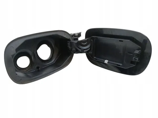 Polttoainekansi OEM A2056304604 Mercedes W205 S205 image 4