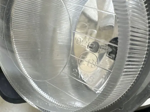 2007 KIA Sorento Farol de Neblina Frontal E132126 image 5