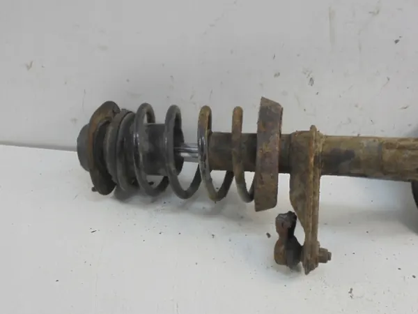Daewoo Esperon etuakseli vasen nivelvarsi OEM AK-12-724449 image 3