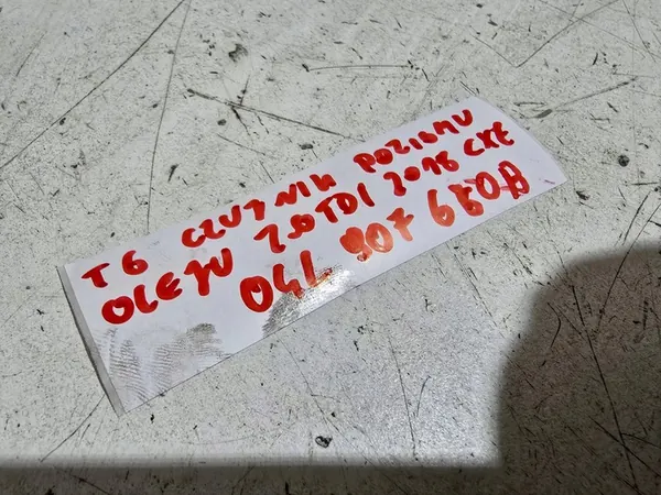 Öljytason anturi Volkswagen T6 2018 2.0 TDI OEM 04l907660b image 5